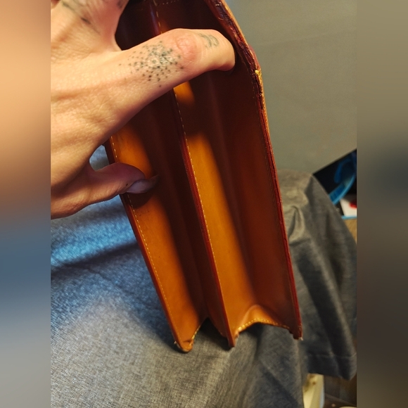 Louis Vuitton Serviette Ambassadeur Epi Leather Briefcase - Picture 12 of 16